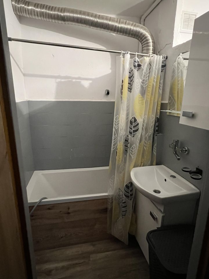 Mieszkanie 2-pokojowe Prudnik, ul. Kombatantów. Zdjęcie 4