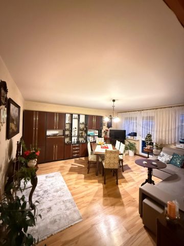 Mieszkanie 2-pokojowe Jelenia Góra Zabobrze, ul. Zygmunta Noskowskiego. Zdjęcie 1