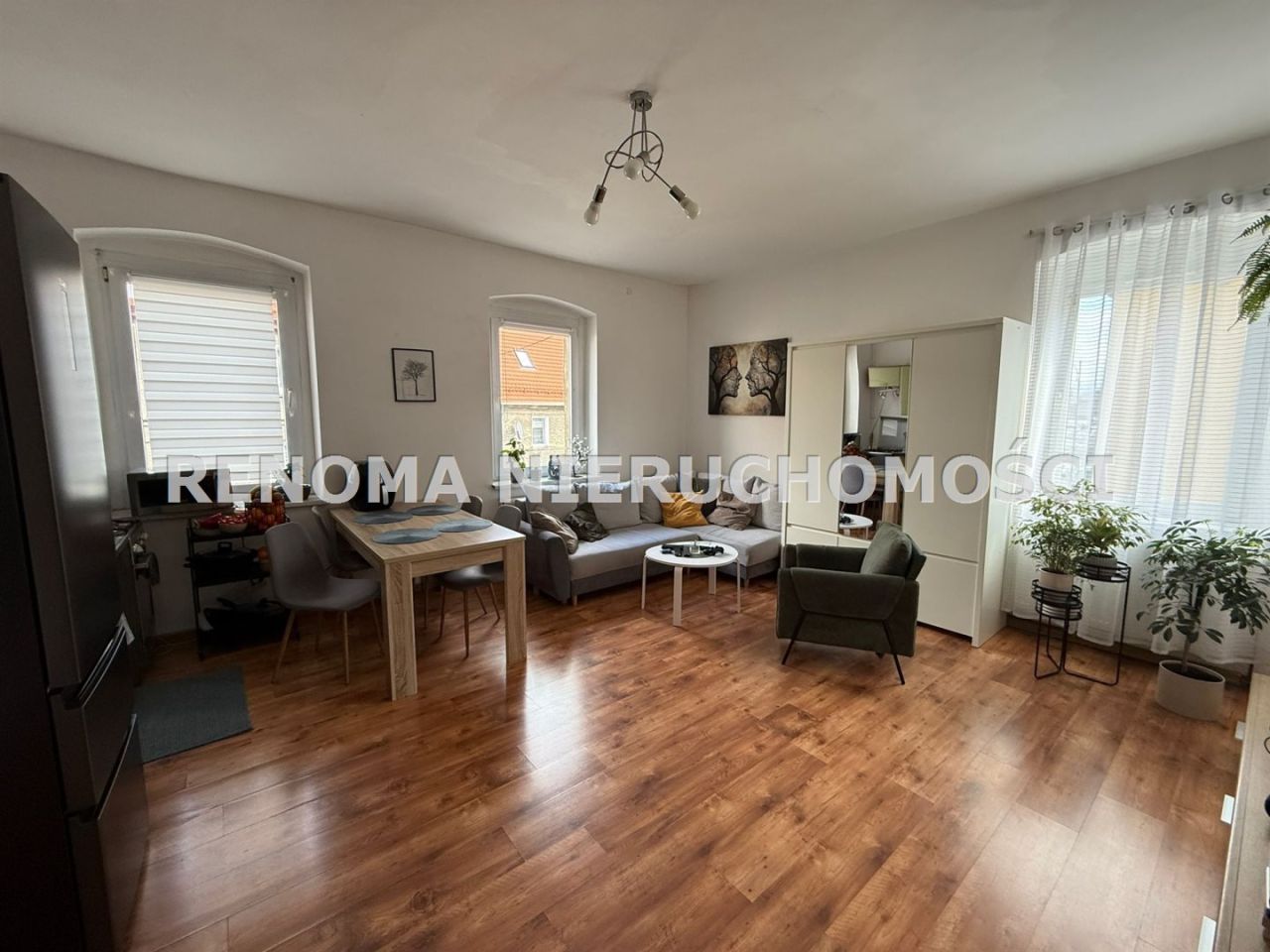 Mieszkanie 3-pokojowe Szczawno-Zdrój. Zdjęcie 2