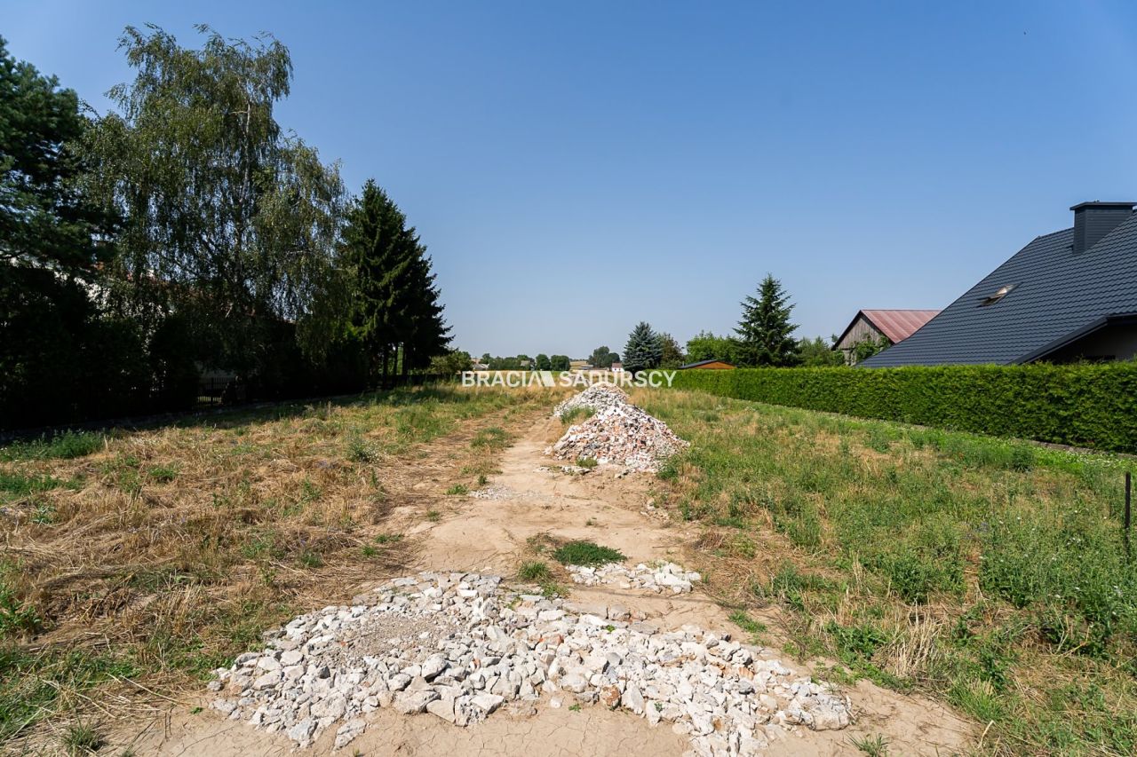 Działka inwestycyjna Biskupice. Zdjęcie 8