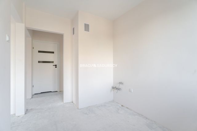 Mieszkanie 3-pokojowe Kraków, ul. Złocieniowa. Zdjęcie 17