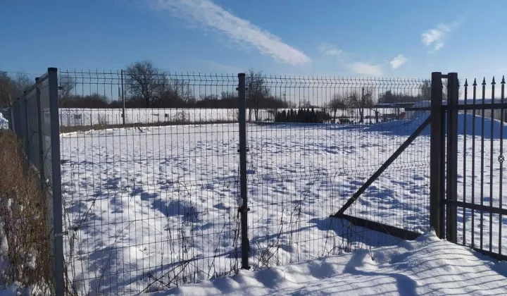 Działka inwestycyjna Brzegi