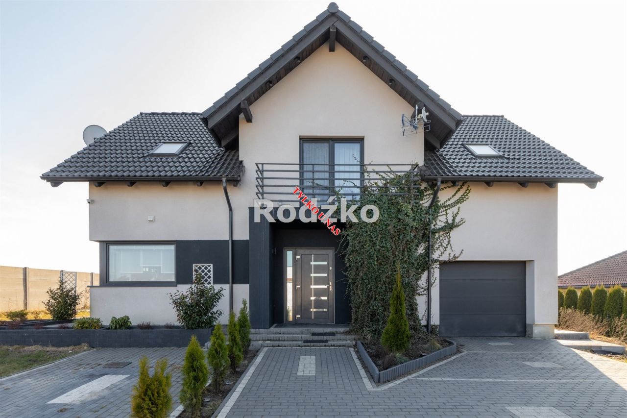 dom wolnostojący, 6 pokoi Skórcz, ul. Zbożowa. Zdjęcie 1