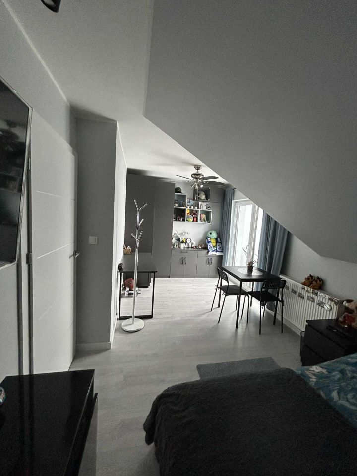 dom szeregowy, 4 pokoje Wawrów, ul. Brzozowa. Zdjęcie 12