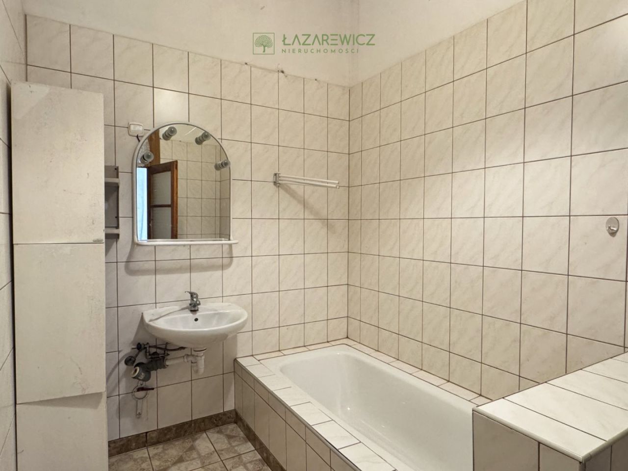 dworek, 7 pokoi Janów. Zdjęcie 18