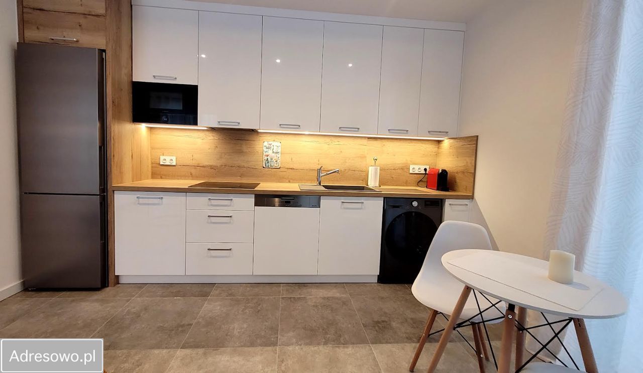 Mieszkanie 3-pokojowe Bielsko-Biała Śródmieście, ul. Jana Sobieskiego. Zdjęcie 5