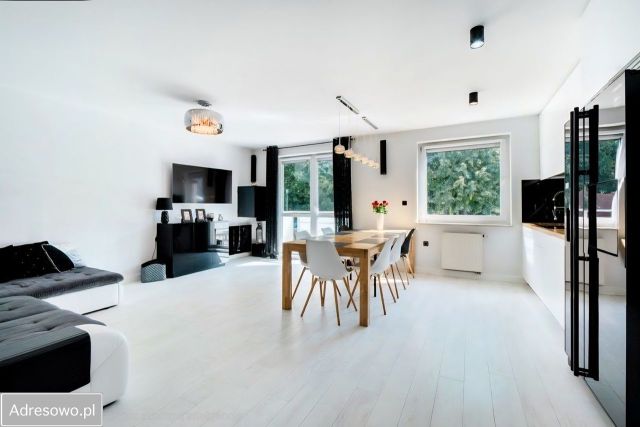 Mieszkanie 3-pokojowe Gdynia Chwarzno-Wiczlino, ul. Władysława Kańskiego. Zdjęcie 1