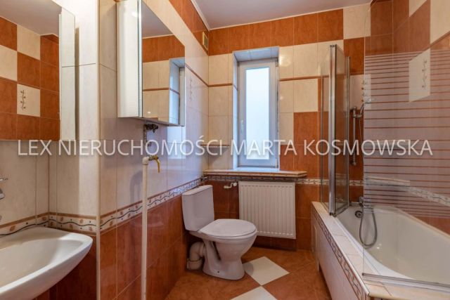dom wolnostojący, 5 pokoi Magdalenka. Zdjęcie 11