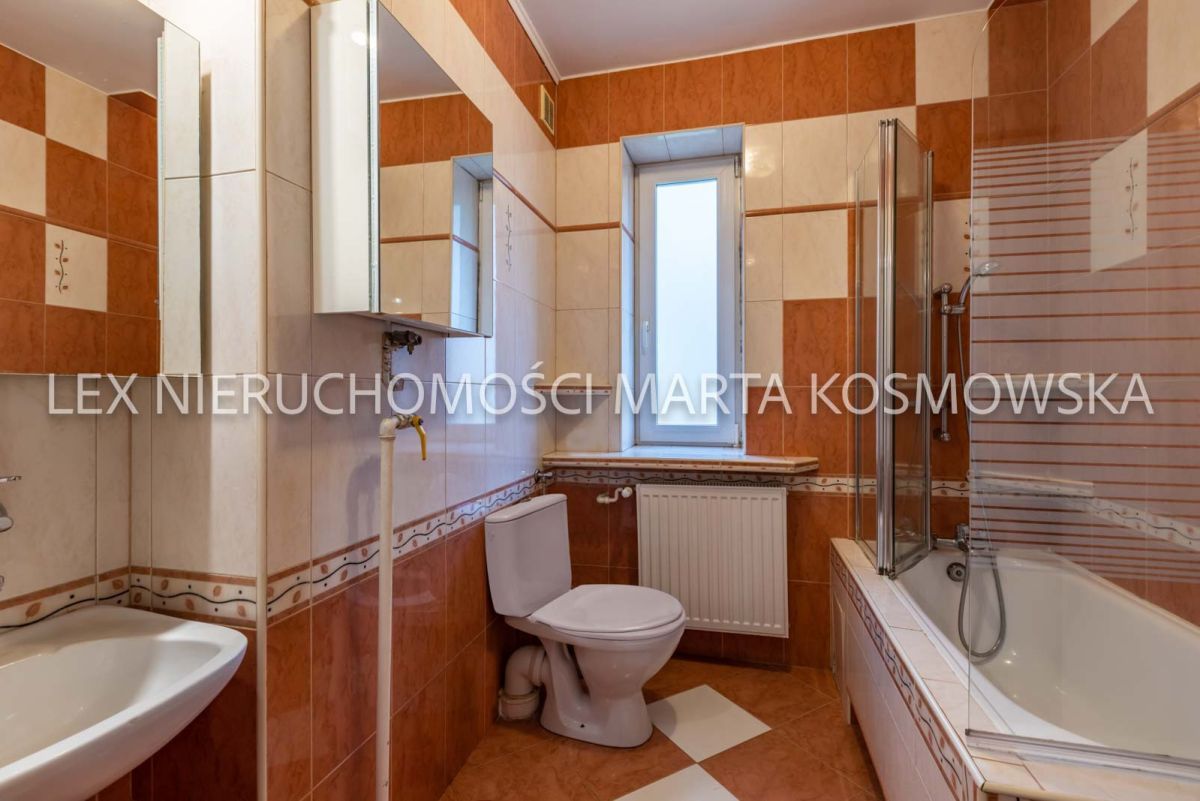 dom wolnostojący, 5 pokoi Magdalenka. Zdjęcie 11