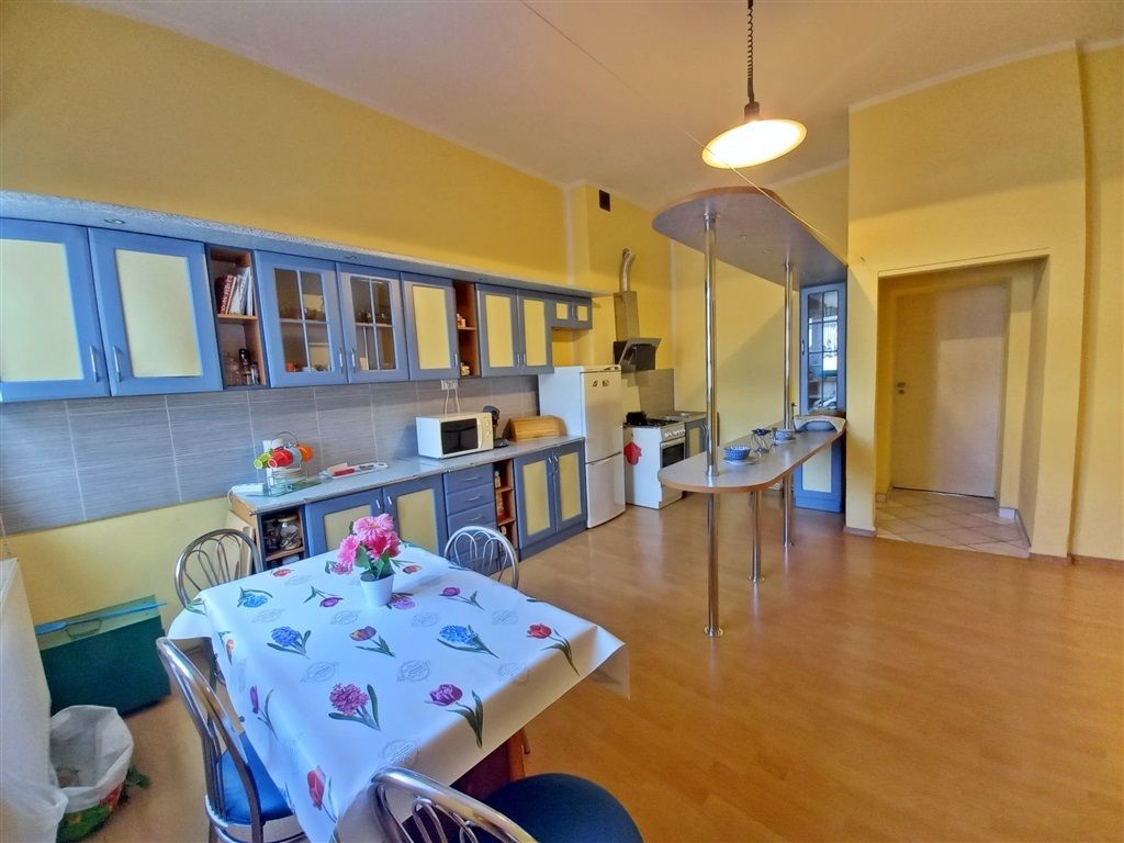 dom szeregowy, 12 pokoi Orłowice. Zdjęcie 19