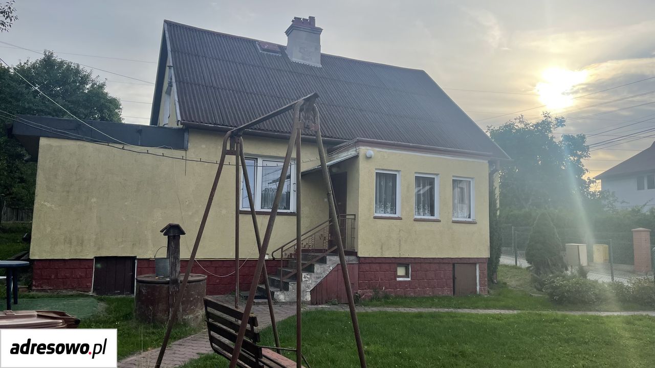 dom wolnostojący, 6 pokoi Starachowice, ul. Spadowa. Zdjęcie 2