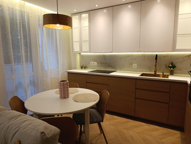 Mieszkanie 3-pokojowe Skarżysko-Kamienna Milica, ul. Mickiewicza. Zdjęcie 1