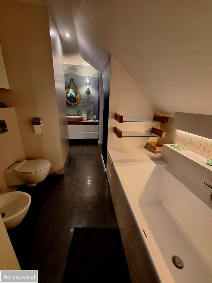 dom wolnostojący, 5 pokoi Bochnia, ul. ks. Władysława Kuca. Zdjęcie 7