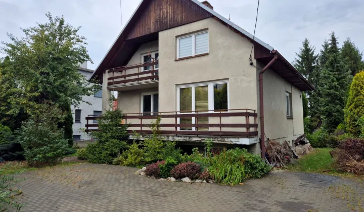 dom wolnostojący, 5 pokoi Rzeszów