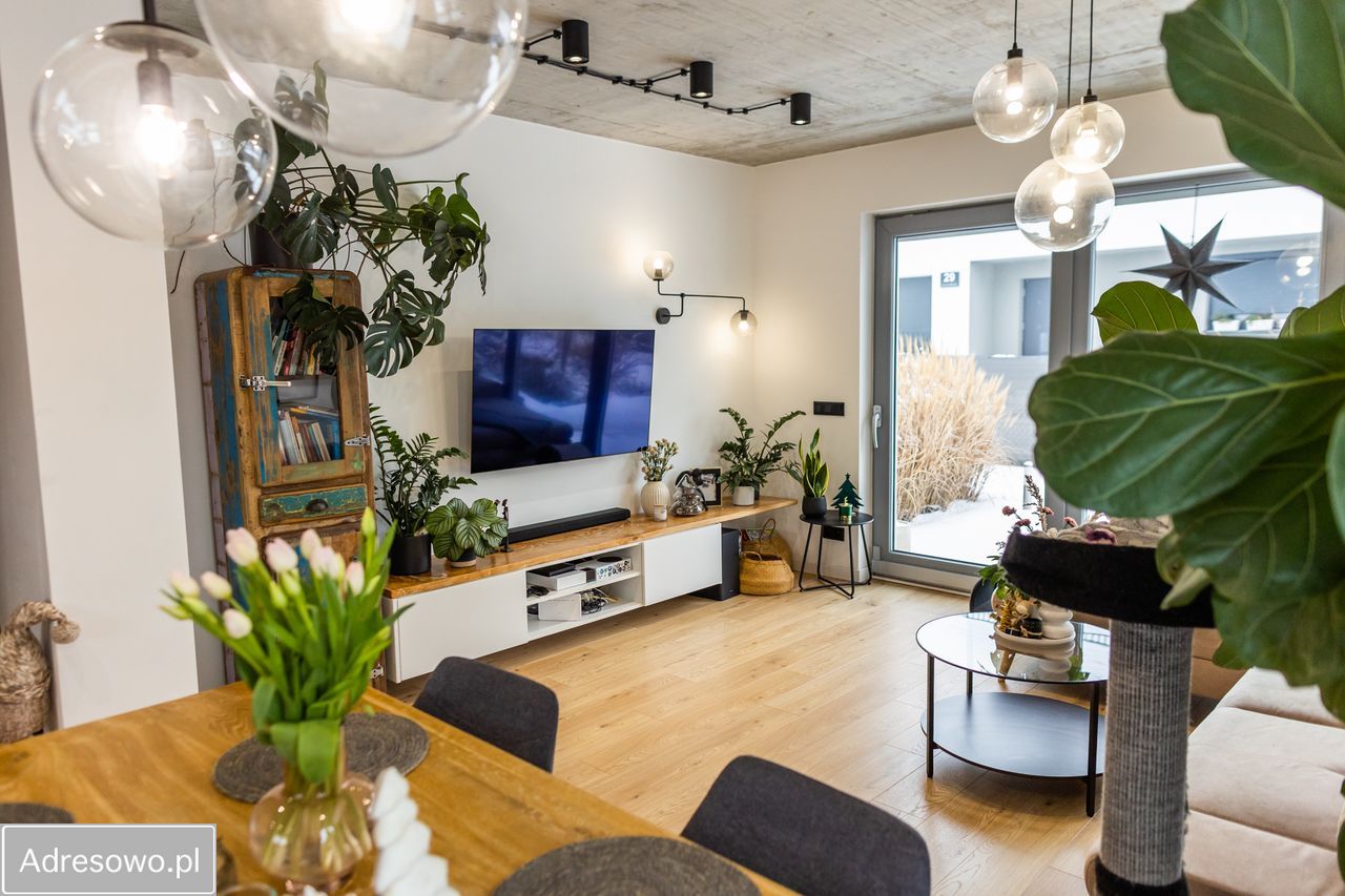 dom wolnostojący, 5 pokoi Jelenia Góra Czarne. Zdjęcie 3