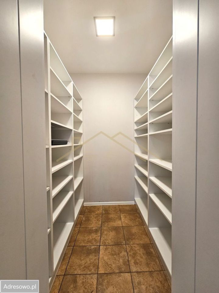 dom wolnostojący, 3 pokoje Nawóz. Zdjęcie 16