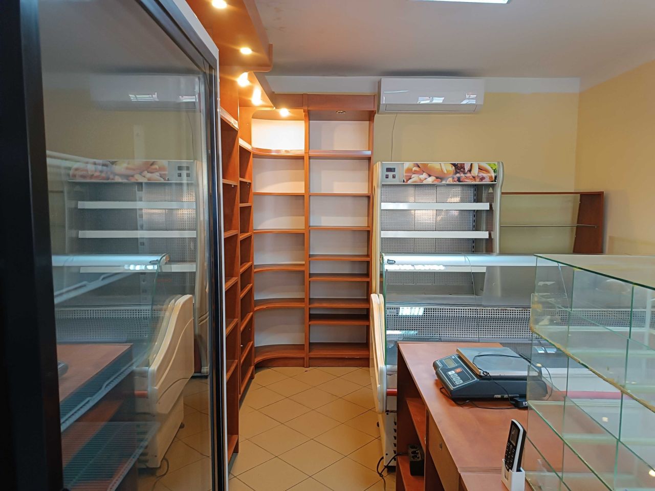 Lokal Resko, ul. Wojska Polskiego. Zdjęcie 7