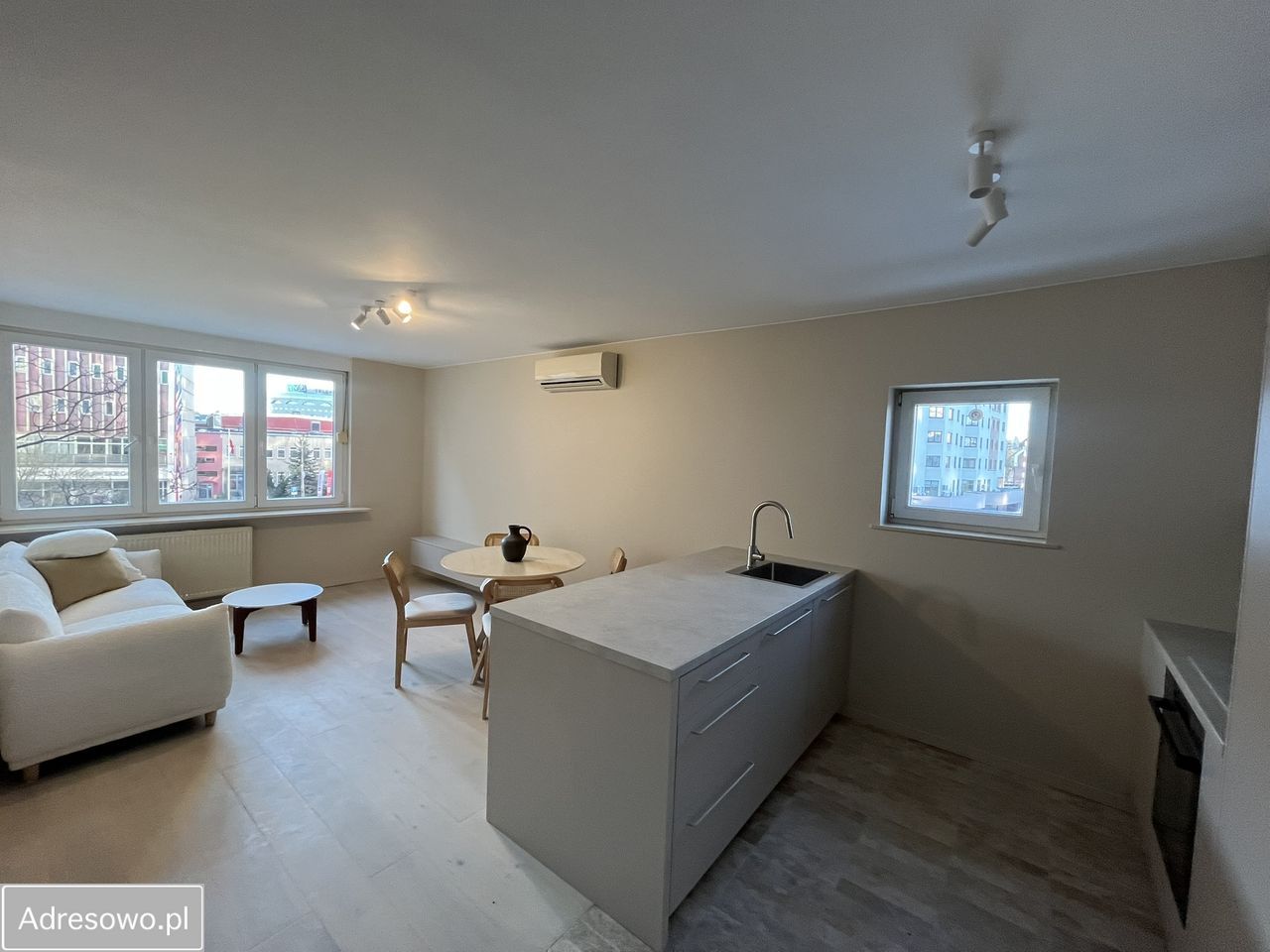 Mieszkanie 2-pokojowe Warszawa Mokotów, ul. Okęcka. Zdjęcie 2