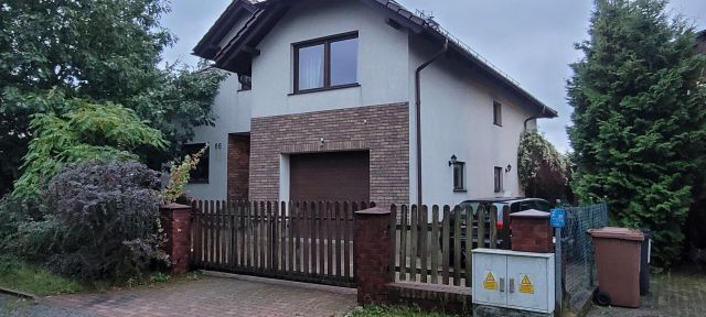 dom wolnostojący, 5 pokoi Gdańsk Osowa, ul. Junony. Zdjęcie 1