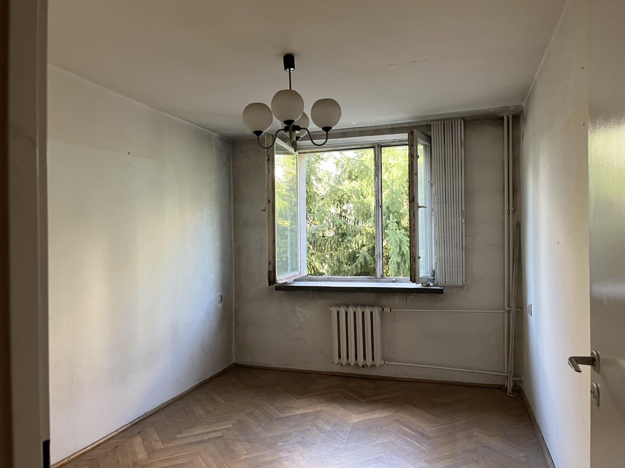 Mieszkanie 4-pokojowe Warszawa Rembertów, ul. Czerwonych Beretów. Zdjęcie 5