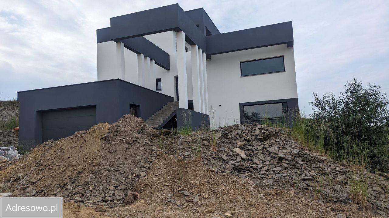 dom wolnostojący, 7 pokoi Strzelin, ul. Wichrowa. Zdjęcie 6