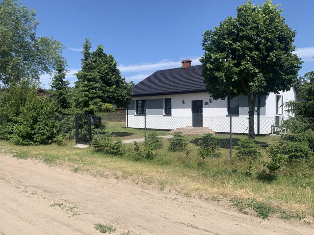 dom wolnostojący, 4 pokoje Nowa Wioska. Zdjęcie 1