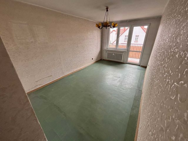 Mieszkanie 3-pokojowe Szczecinek, ul. kard. Stefana Wyszyńskiego. Zdjęcie 1