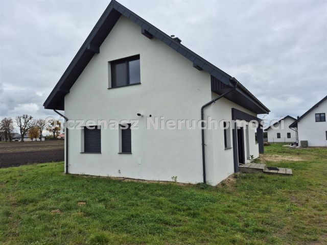 dom wolnostojący, 5 pokoi Dobrcz. Zdjęcie 3