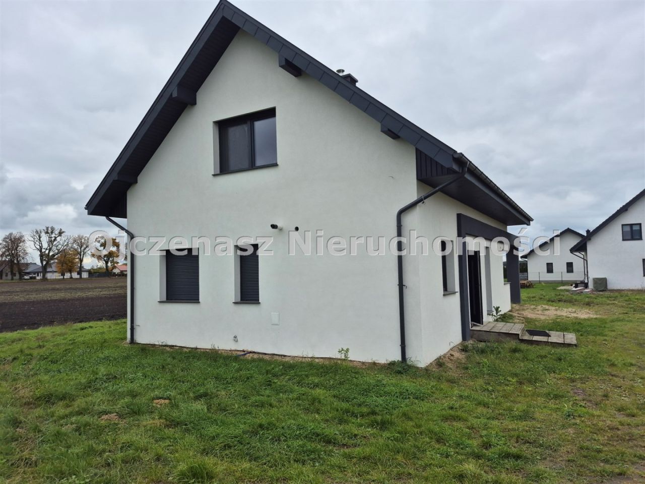 dom wolnostojący, 5 pokoi Dobrcz. Zdjęcie 3