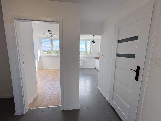 Mieszkanie 3-pokojowe Wrocław Krzyki, ul. Powstańców Śląskich. Zdjęcie 1