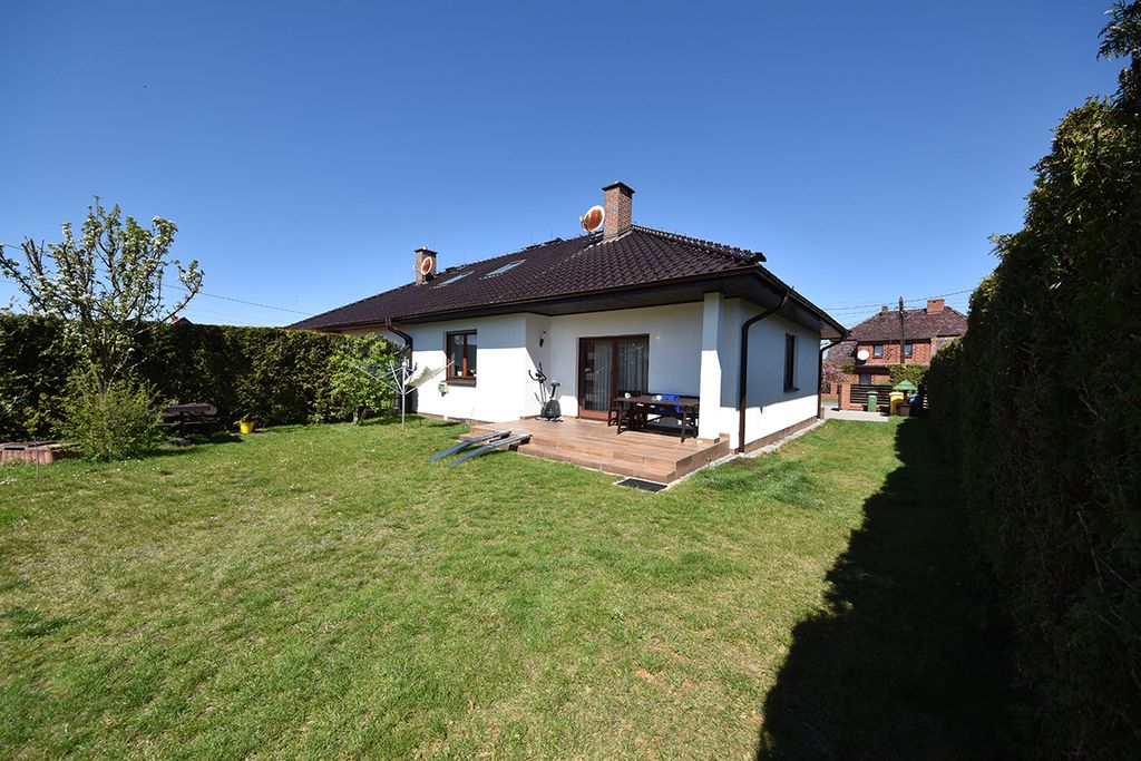 bliźniak, 4 pokoje Łubniany, ul. Dworcowa. Zdjęcie 2