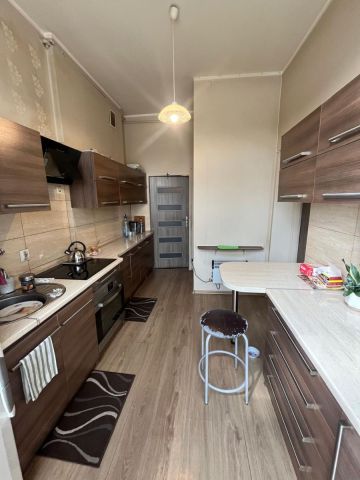 Mieszkanie 1-pokojowe Pabianice Centrum. Zdjęcie 2