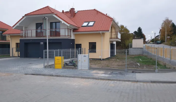 bliźniak, 5 pokoi Horodniany