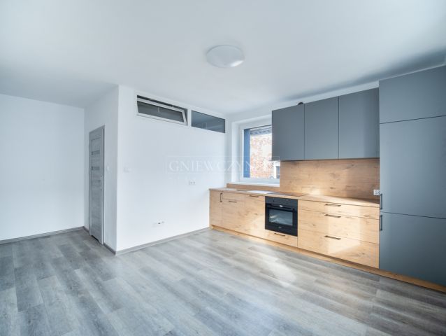 Mieszkanie 3-pokojowe Grodków, ul. Warszawska. Zdjęcie 1