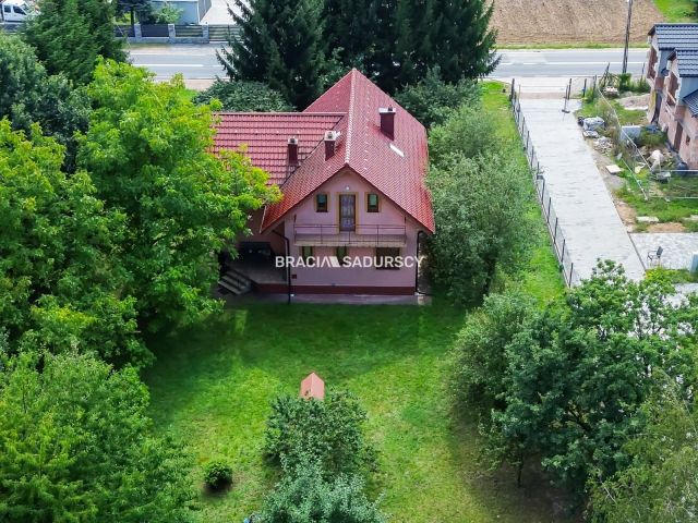 dom wolnostojący, 7 pokoi Kraków Podgórze, ul. Łutnia. Zdjęcie 6