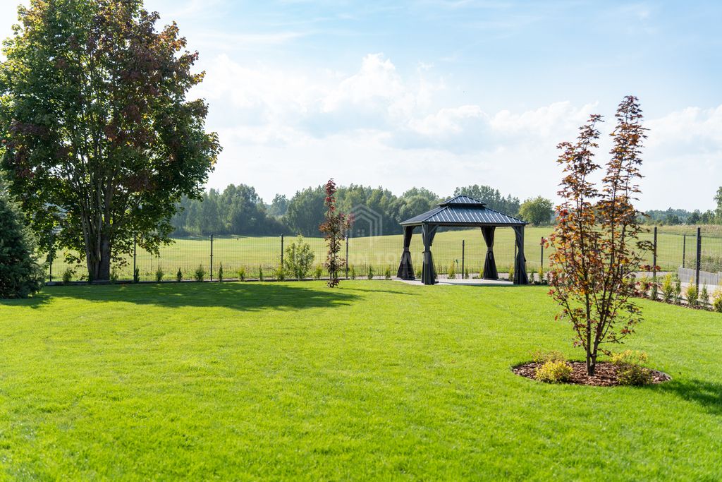 dom wolnostojący, 3 pokoje Mikołajki. Zdjęcie 7