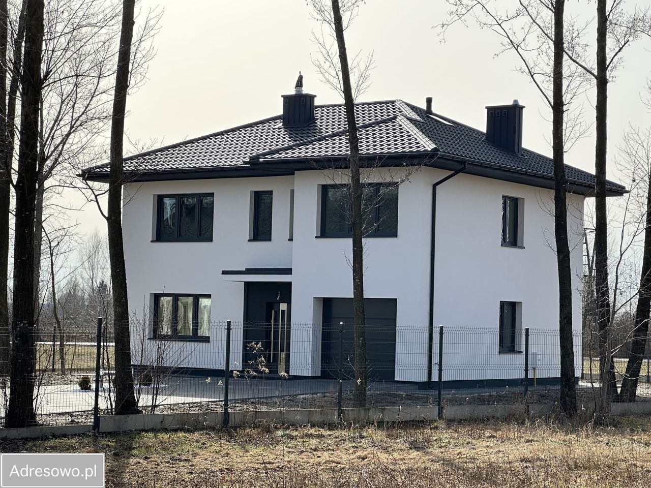 dom wolnostojący, 4 pokoje Dębe Wielkie, ul. 103 Batalionu Strzelców. Zdjęcie 1