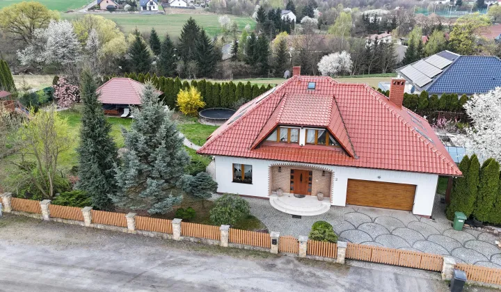 dom wolnostojący, 5 pokoi Złotoryja, ul. Orzechowa