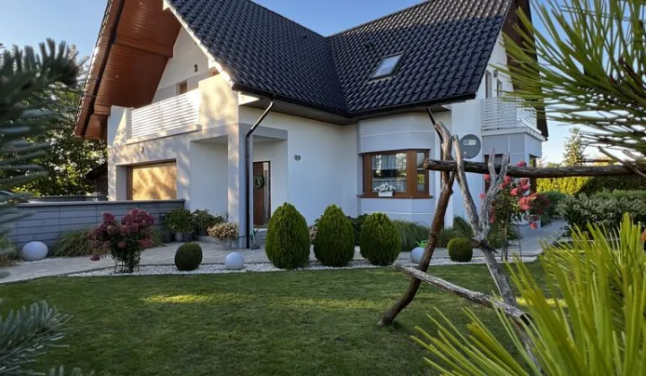 dom wolnostojący, 5 pokoi Ostrowiec Świętokrzyski, Denkówek