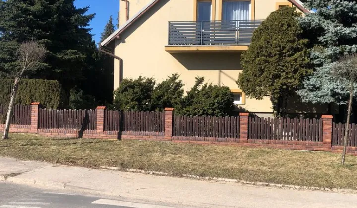 dom wolnostojący, 4 pokoje Bolesławiec, ul. Czerwonych Maków