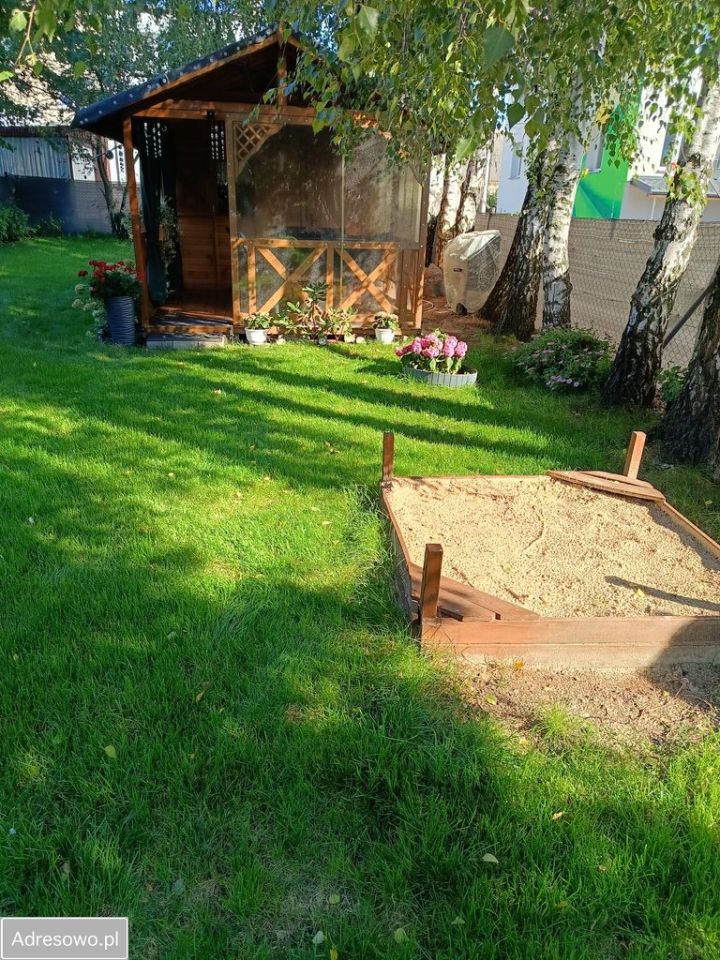 Mieszkanie 4-pokojowe Jeziora Wielkie. Zdjęcie 1