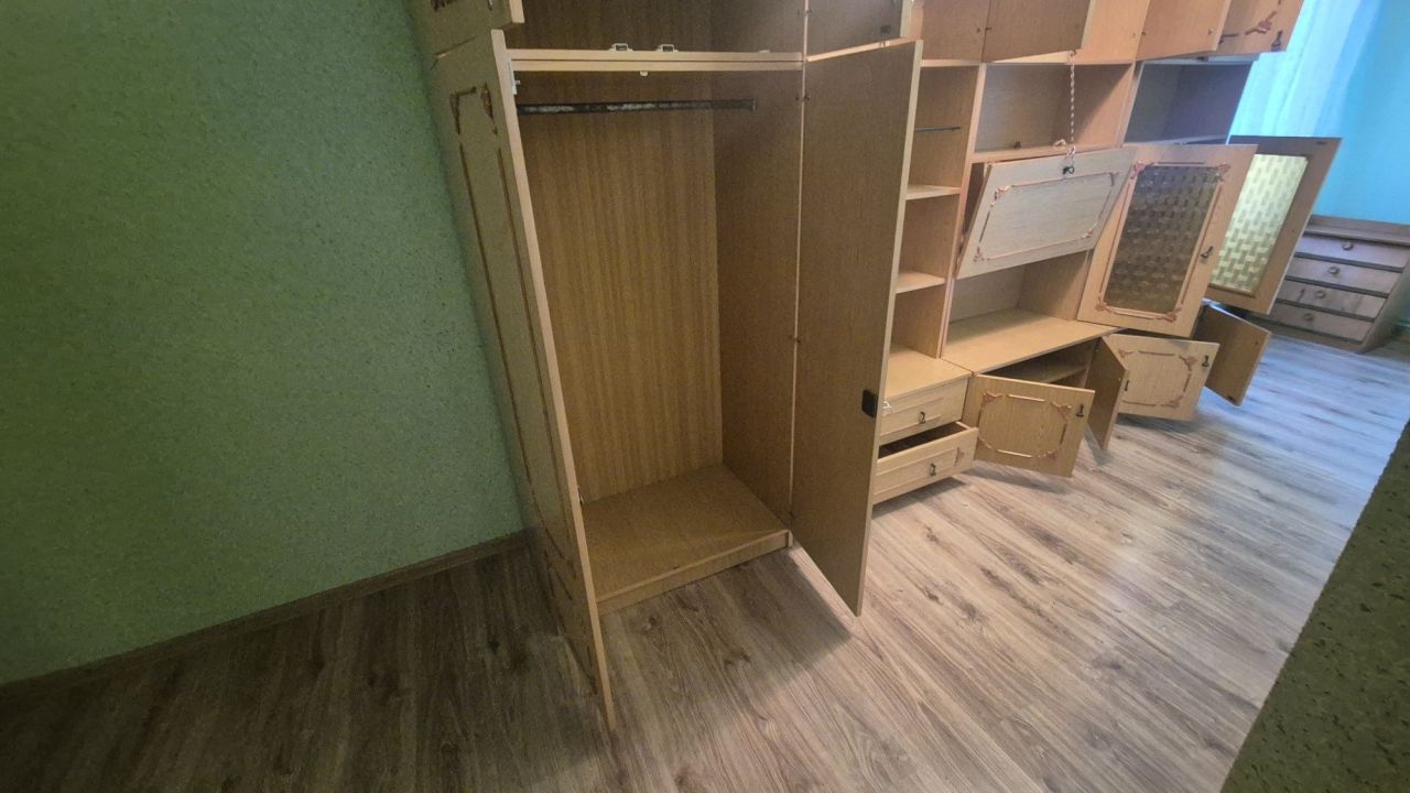 Mieszkanie 3-pokojowe Ostrowiec Świętokrzyski. Zdjęcie 2