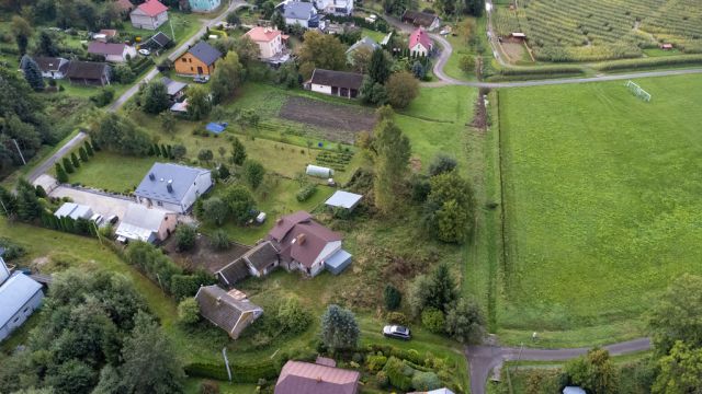 dom wolnostojący, 6 pokoi Łopuszka Mała. Zdjęcie 5