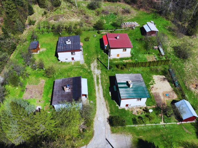 dom wolnostojący, 3 pokoje Żubracze. Zdjęcie 8