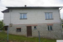 dom wolnostojący, 1 pokój Koprzywnica, ul. Miodowa