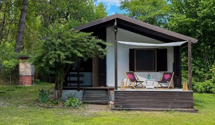 dom letniskowy, 2 pokoje Karolino, ul. Moczydło