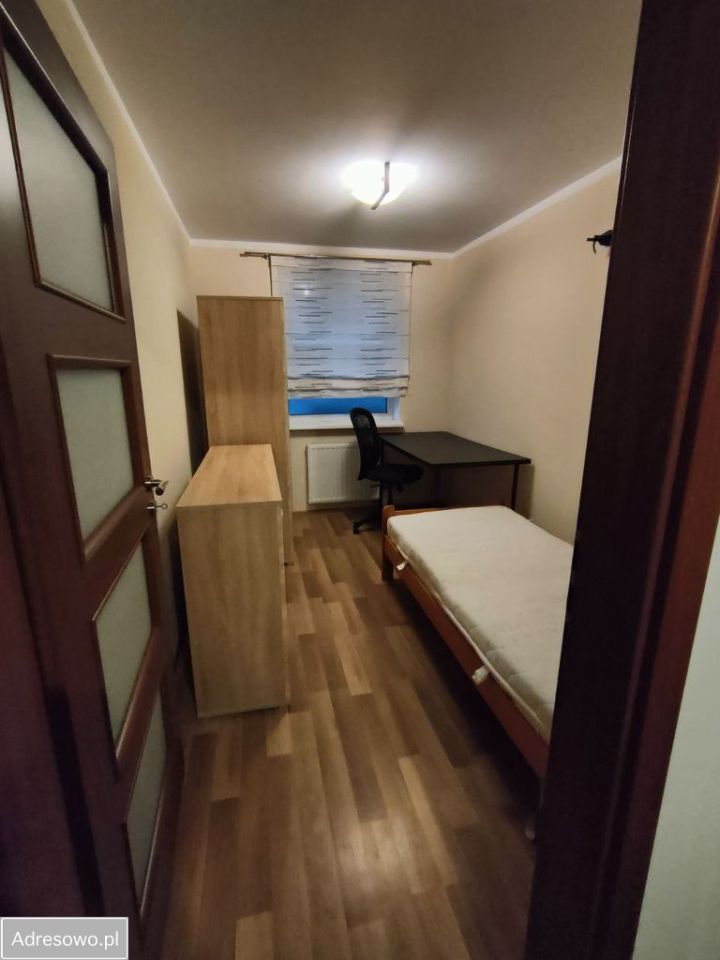 Mieszkanie 3-pokojowe Kraków Borek Fałęcki, ul. Aleksandra Fredry. Zdjęcie 3