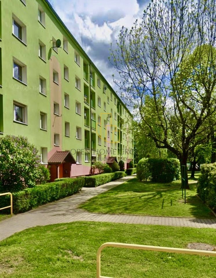 Mieszkanie 3-pokojowe Jelenia Góra Zabobrze, ul. Karola Szymanowskiego. Zdjęcie 1