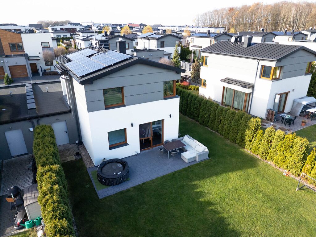 bliźniak, 4 pokoje Tarnowskie Góry, ul. Rumiankowa. Zdjęcie 3