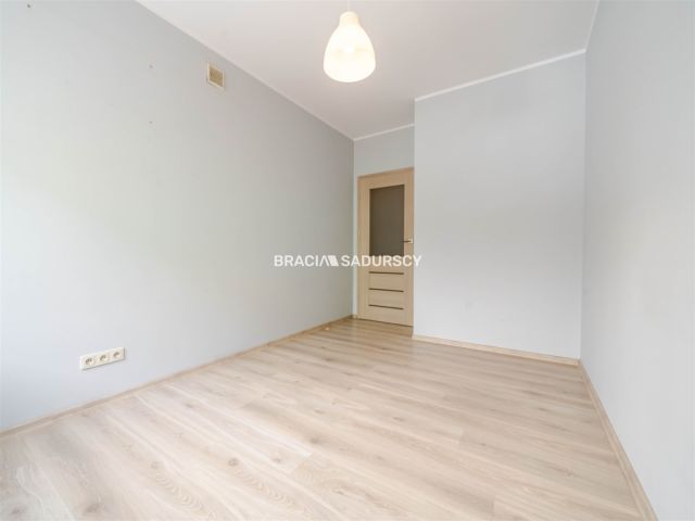 Mieszkanie 2-pokojowe Kraków Nowa Huta, os. Ogrodowe. Zdjęcie 9